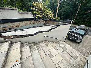 Emergency garage roof repair collapse response — Toronto